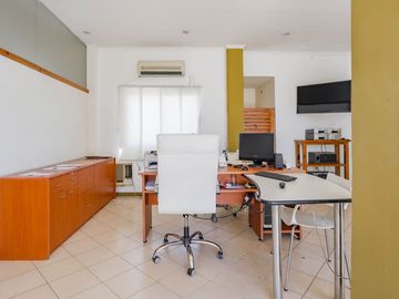 VENTA OFICINA 2 AMBIENTES - Lomas de Zamora CENTRO