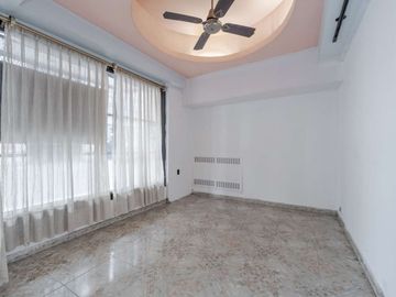 VENTA HOTEL CON GRAN POTENCIAL DE DESARROLLO