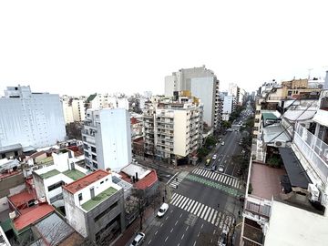 Depto 2 amb Boedo COCHERA BALCÓN ATERRAZADO PILETA