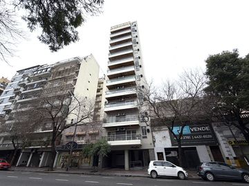 Depto 2 amb Boedo COCHERA BALCÓN ATERRAZADO PILETA