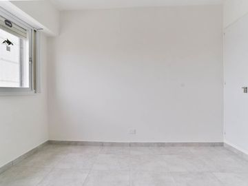 Venta Depto 3 Amb Balcón guarda coche Apto Crédito