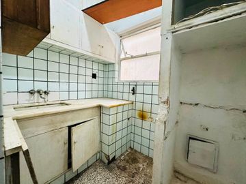 Venta departamento 2 amb vista interna Monserrat