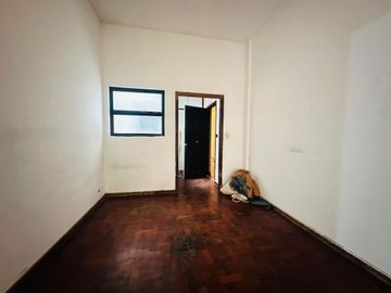 Venta departamento 2 amb vista interna Monserrat
