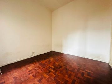 Venta departamento 2 amb vista interna Monserrat
