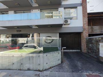 Cochera cubierta en Venta en Villa del Parque
