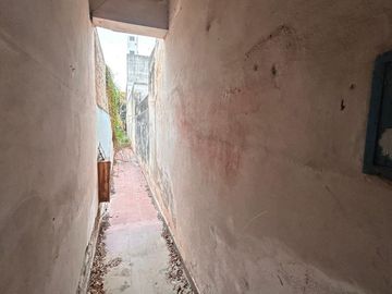VENTA CASA A RECICLAR  O DEMOLER EN ALBERDI