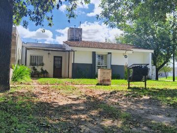 Casa 3 D  PILAR - CORDOBA