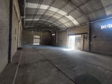 VENTA GALPON DEPOSITO CASA Y OFICINA SAN MIGUEL