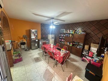 VENTA CASA MULTIFAMILIAR EN FLORES GARAGE TERRAZA