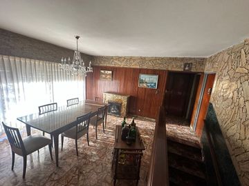 VENTA CASA MULTIFAMILIAR EN FLORES GARAGE TERRAZA