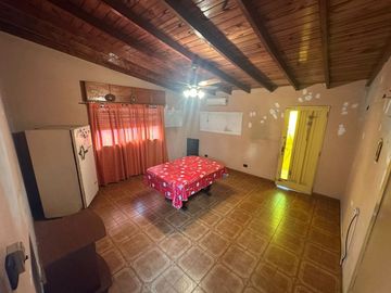 VENTA CASA MULTIFAMILIAR EN FLORES GARAGE TERRAZA