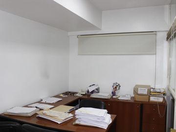 OFICINA EN VENTA EN BELGRANO, 2 COCHERAS-PERMUTA
