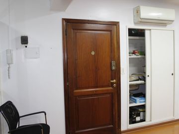OFICINA EN VENTA EN BELGRANO, 2 COCHERAS-PERMUTA