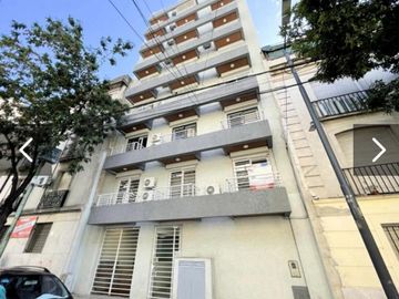 ALQ. MONOAMB. CON BALCON BAULERA SUM Y PARRILLA