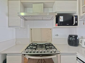 VENTA DEPTO 6 AMB DUPLEX SEMIPISO C/COCH EN FLORES