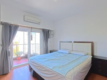 VENTA DEPTO 6 AMB DUPLEX SEMIPISO C/COCH EN FLORES