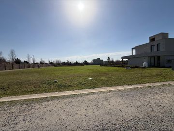 VENTA TERRENO BARRIO PRIVADO SAINT JOSEPH