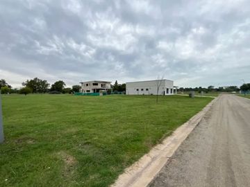 VENTA TERRENO BARRIO PRIVADO SAINT JOSEPH
