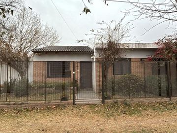 CASA CON ESCRITURA EN PILAR CORDOBA 3 DORM