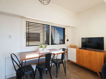 VENTA PISO 3 AMB  DEPENDENCIA BAULERA GUARDACOCHE