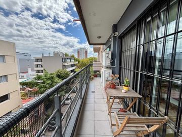 3 AMBIENTES CON COCHERA/ BAULERA PATIO Y BALCON