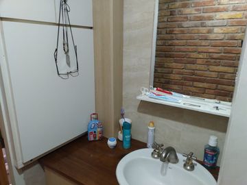 Galpón con Departamento a la venta