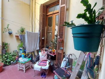 PH 4 AMBIENTES VENTA ALMAGRO TERRAZA PATIO LUMINOS