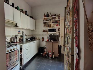 PH 4 AMBIENTES VENTA ALMAGRO TERRAZA PATIO LUMINOS