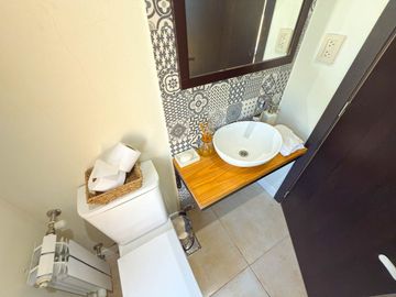 Moderna Casa Quinta en Valle Sereno. NUEVO VALOR!