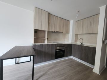 ARRIENDO DEPTO. $550.000 SALAS 36