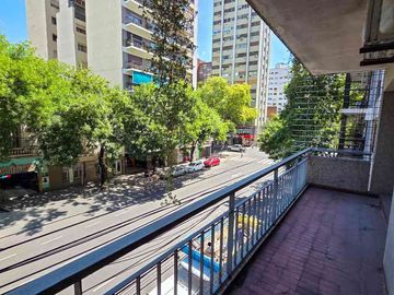 VENTA OFICINAS 2 PISOS 8 COCHERAS DEPÓSITO ALMAGRO
