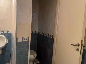 VENTA OFICINAS 2 PISOS 8 COCHERAS DEPÓSITO ALMAGRO