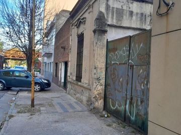 LOTE EN VENTA EN AVELLANEDA CON PREFACTIBILIDAD.