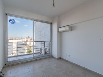 DEPARTAMENTO 2 AMBIENTES VENTA COLEGIALES LUMINOSO