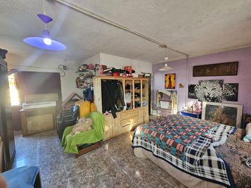 VENTA CASA 2 DORM MAS DEPTO 1 DORMI JORGE NEWBERY