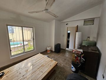 VENTA CASA 2 DORM MAS DEPTO 1 DORMI JORGE NEWBERY