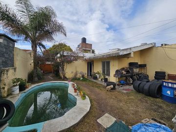 VENTA CASA 2 DORM MAS DEPTO 1 DORMI JORGE NEWBERY