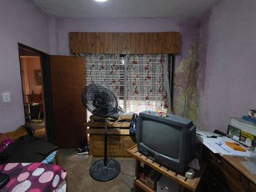 VENTA PH 3 AMBIENTES CON TERRAZA A REFACCIONAR