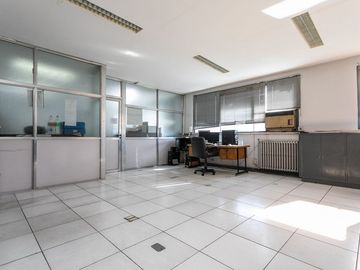 IMPORTANTE INMUEBLE COMERCIAL/INDUSTRIAL V. DEVOTO