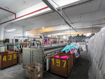IMPORTANTE INMUEBLE COMERCIAL/INDUSTRIAL V. DEVOTO