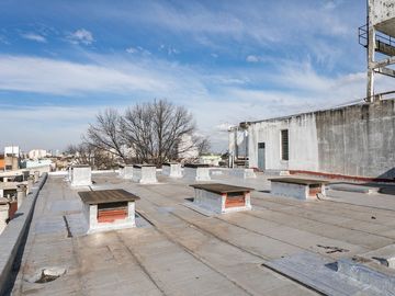 IMPORTANTE INMUEBLE COMERCIAL/INDUSTRIAL V. DEVOTO