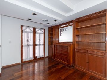 VENTA CASA 3 DORMITORIOS BARRIO ROQUE SAENZ PEÑA.
