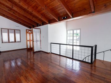 VENTA CASA 3 DORMITORIOS BARRIO ROQUE SAENZ PEÑA.