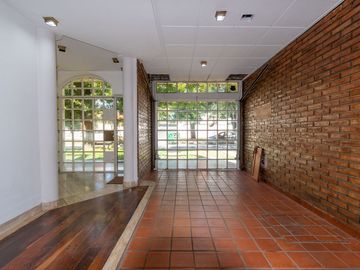 VENTA CASA 3 DORMITORIOS BARRIO ROQUE SAENZ PEÑA.