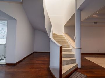 VENTA CASA 3 DORMITORIOS BARRIO ROQUE SAENZ PEÑA.