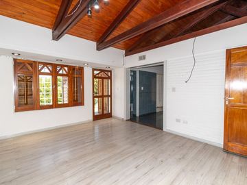 VENTA CASA 3 DORMITORIOS BARRIO ROQUE SAENZ PEÑA.