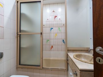 VENTA CASA 3 DORMITORIOS BARRIO ROQUE SAENZ PEÑA.