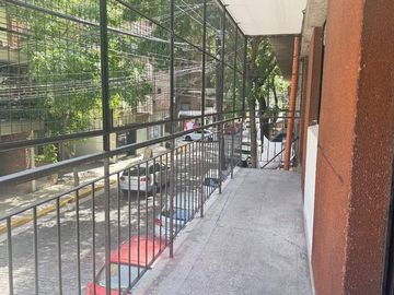 Venta depto 4 amb frente, balcón OLIVOS PERMUTA