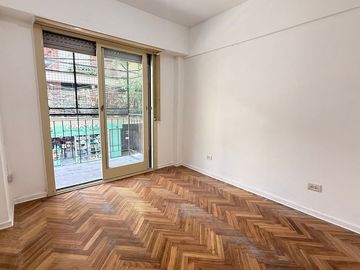 Venta depto 4 amb frente, balcón OLIVOS PERMUTA