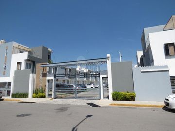 Casa sola en renta en Valle San Pedro Urbi Villa del Campo, Tecámac, México